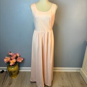 Vintage Gilead Slinky Sleeveless Nightgown Baby Pink Elastic Size 40 or womens 8